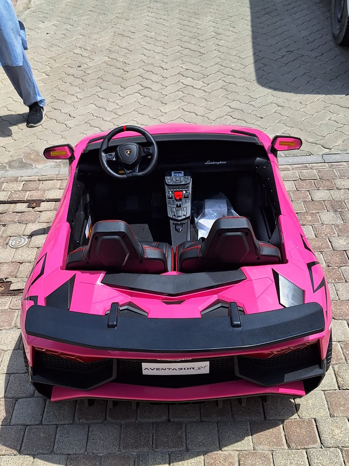 Lamborghini Pink Ride-On Car - Image 4