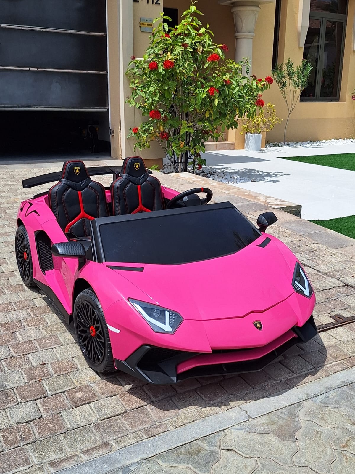 Lamborghini Pink Ride-On Car - Image 5