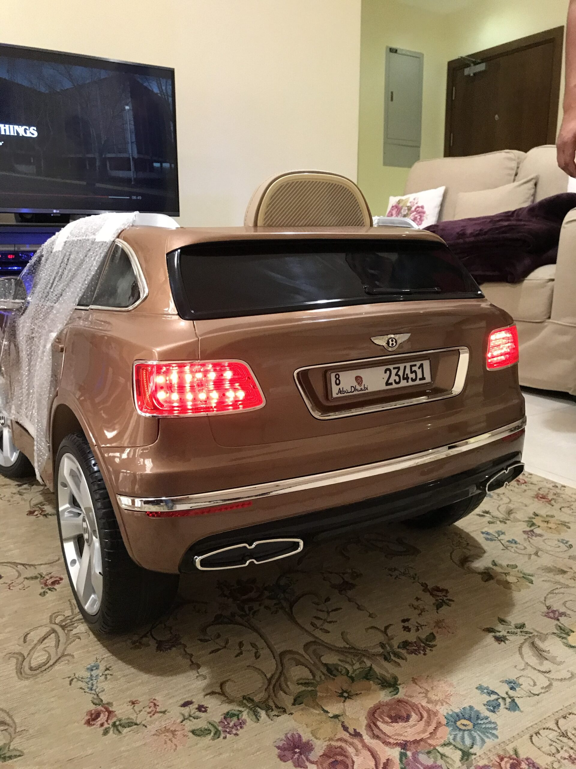 Bentley Bentayga Ride-On Car - Image 5