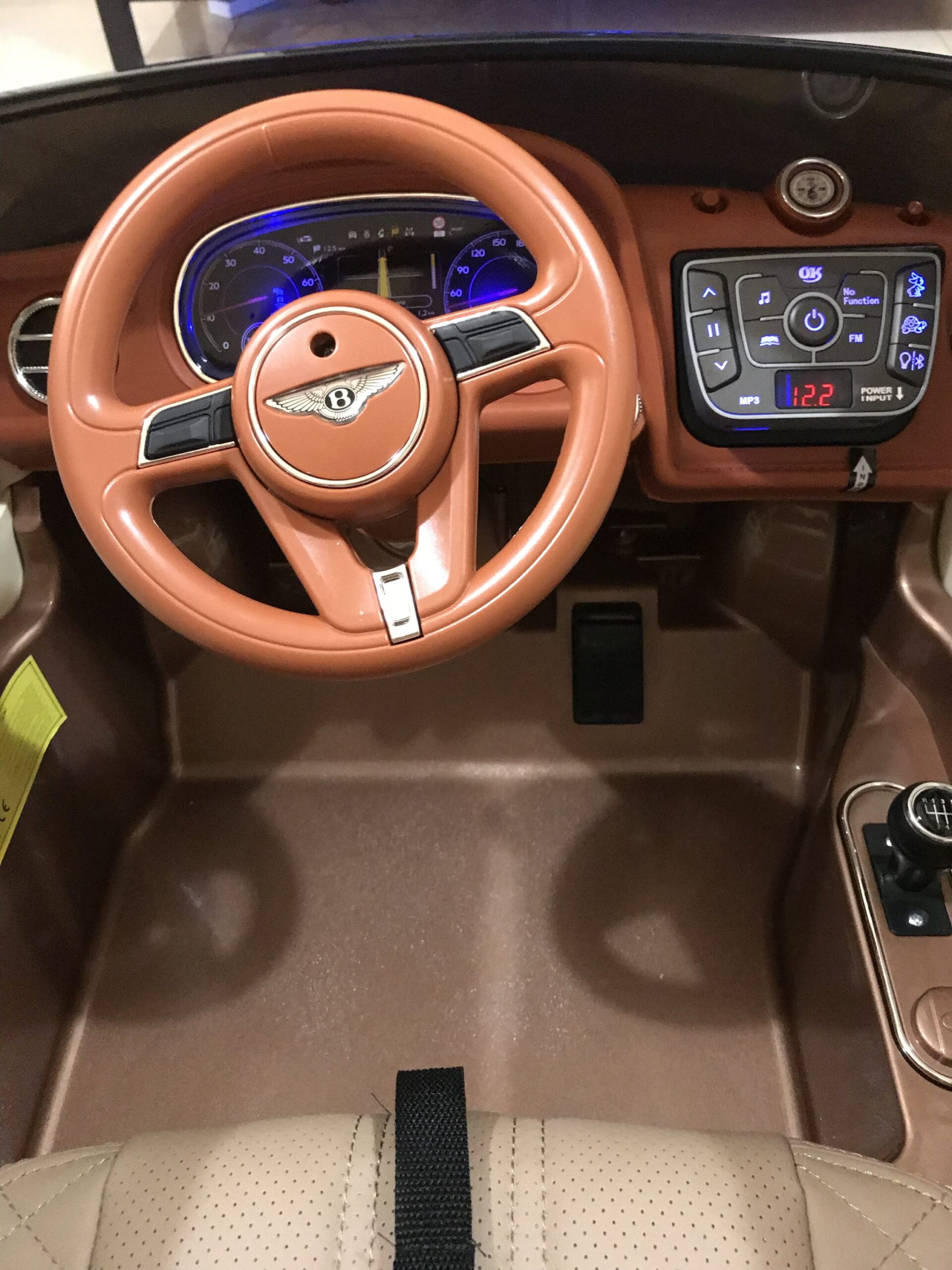 Bentley Bentayga Ride-On Car - Image 4