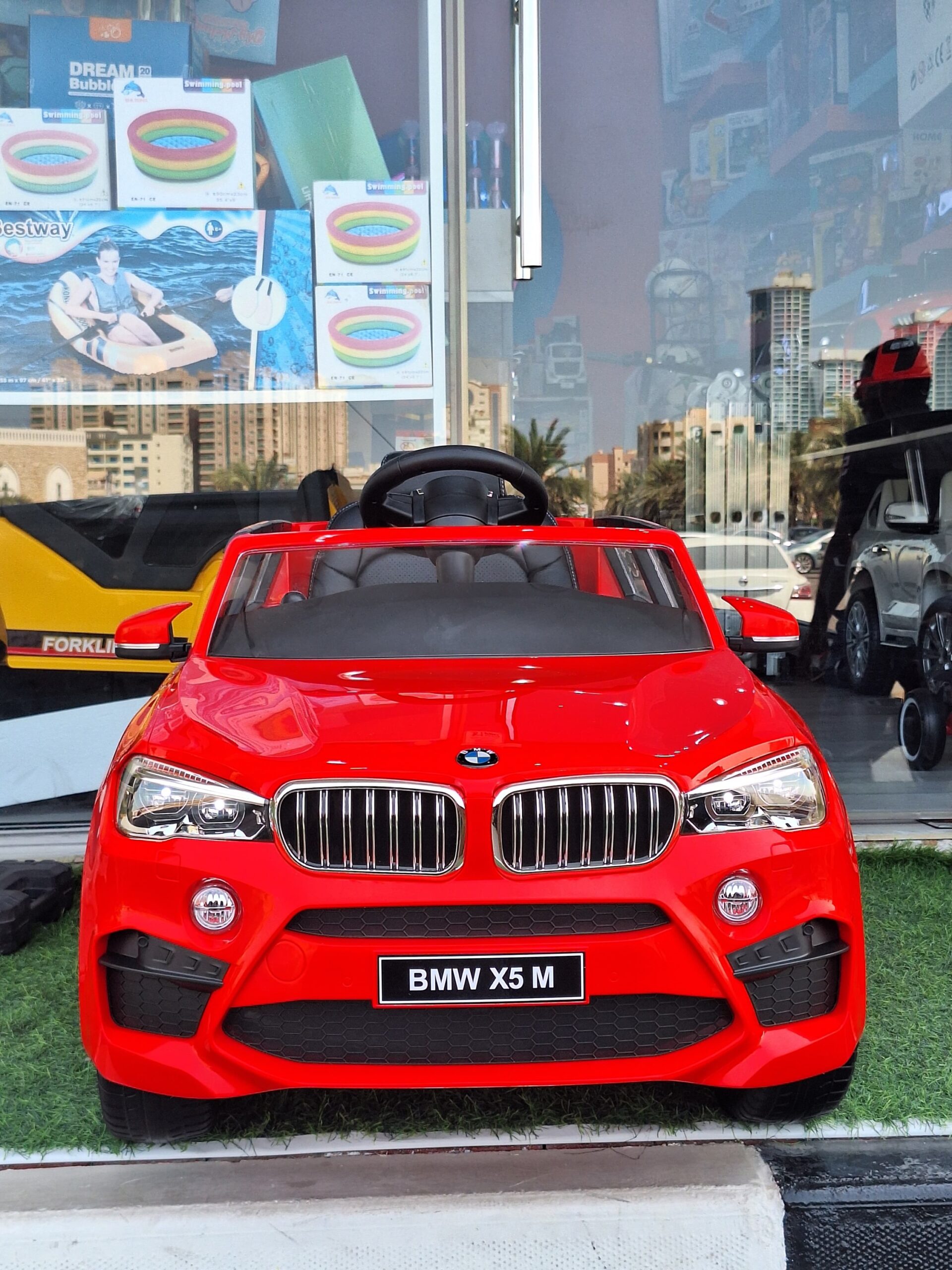 BMW X5 Ride-On Car in Vibrant Red - Image 14