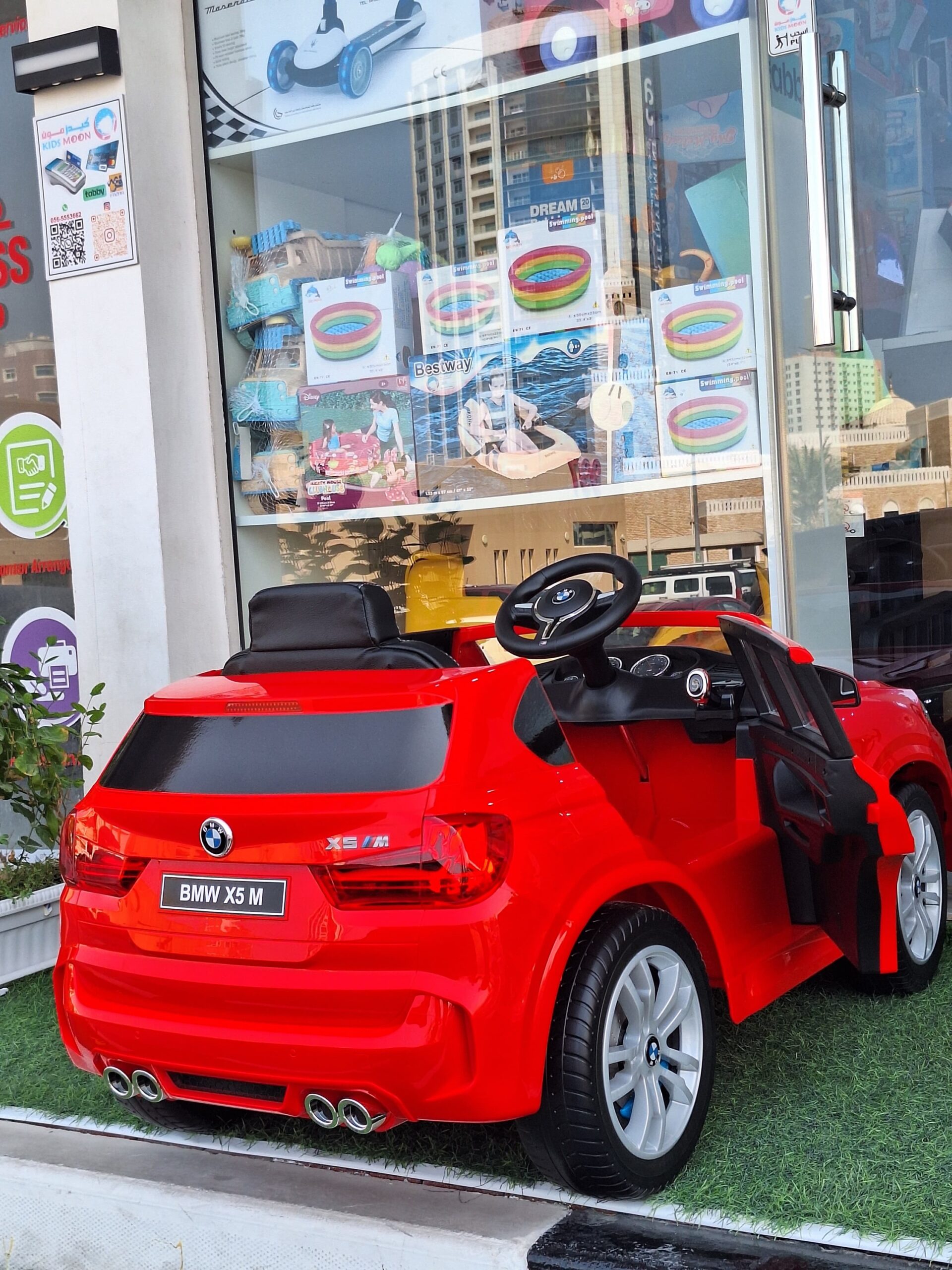 BMW X5 Ride-On Car in Vibrant Red - Image 8