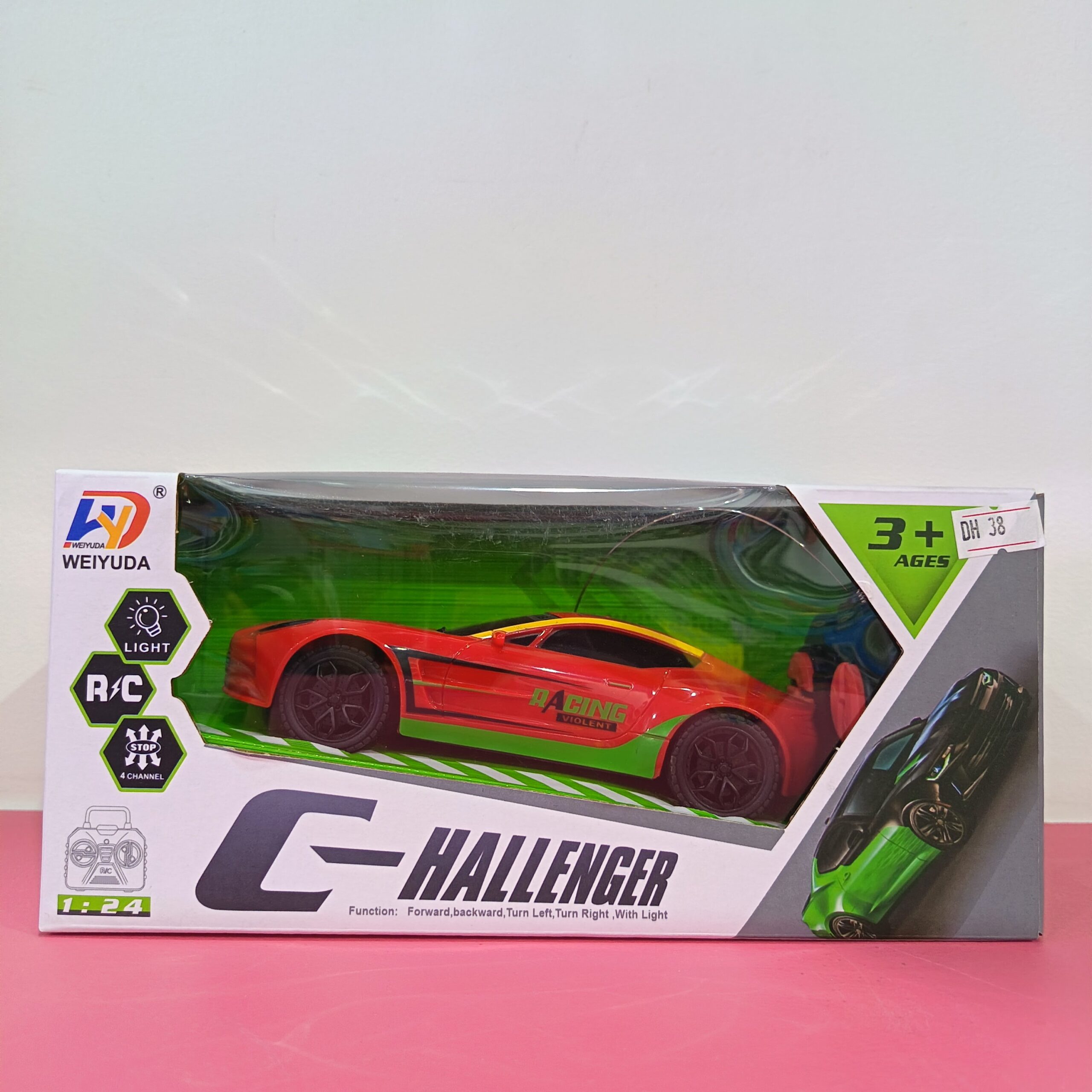 Weiyuda C-Hallenger Remote Control Car - Image 4