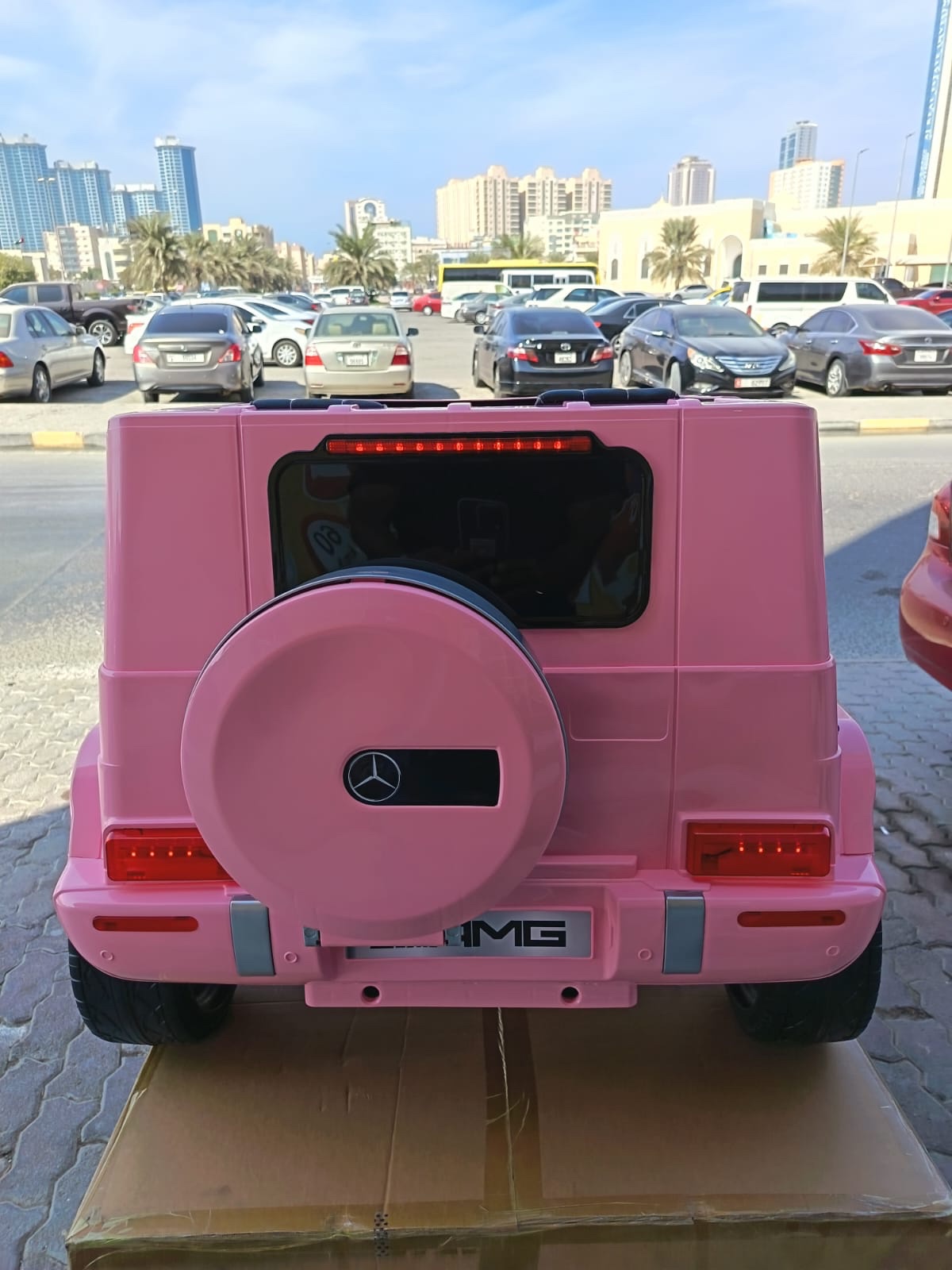Mercedes-Benz G-Class Pink Ride-On - Image 5