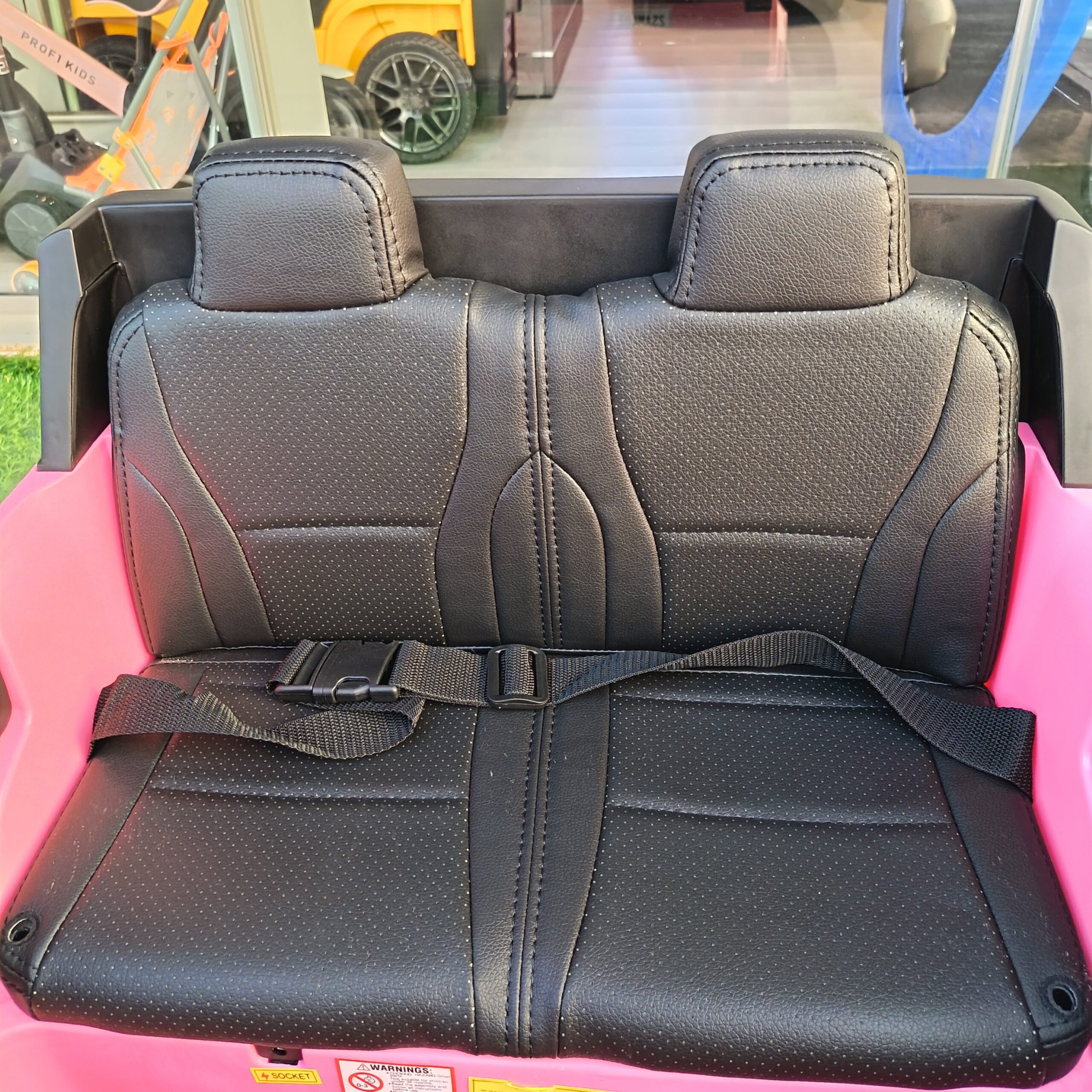 Lexus Pink Ride-On Car - Image 9