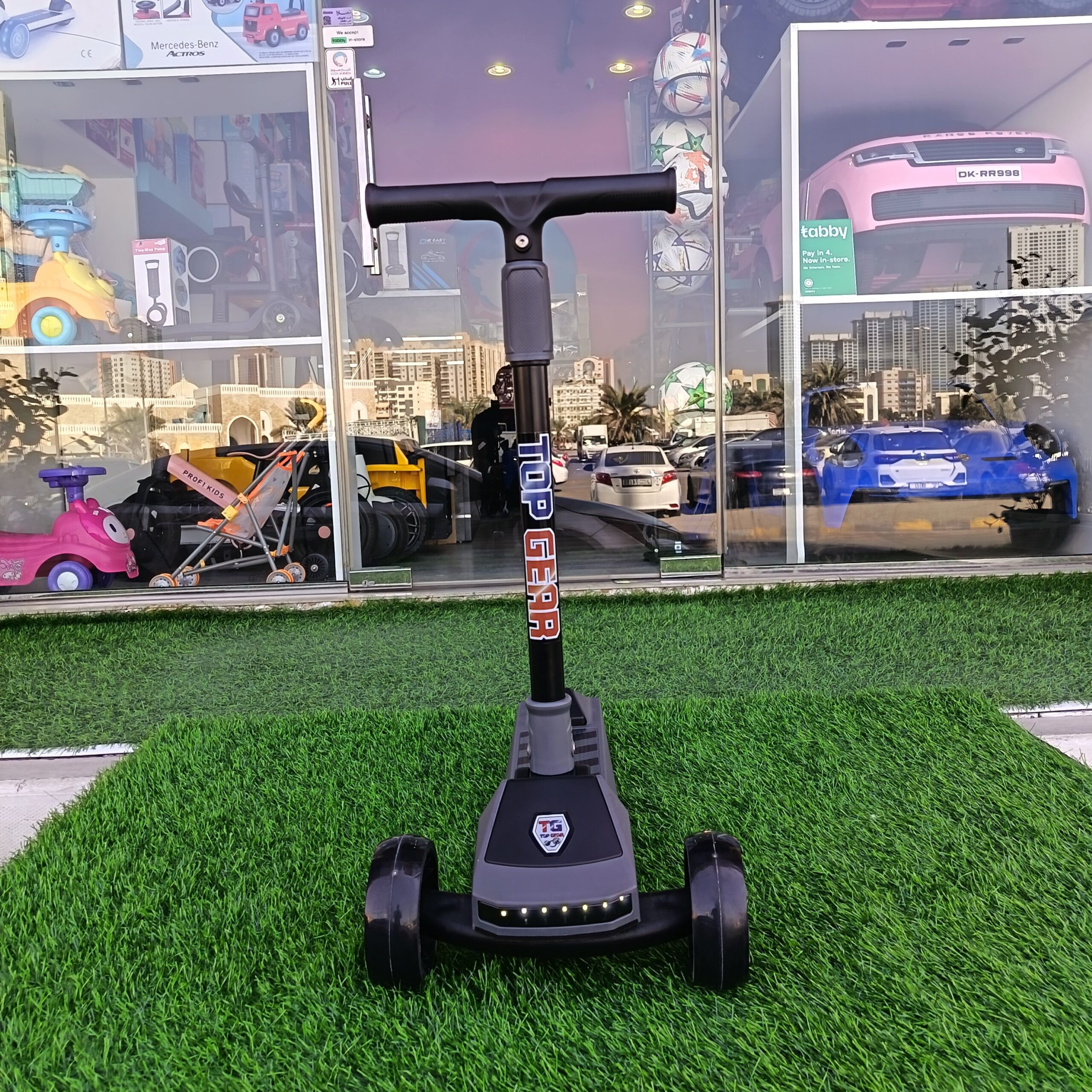Tesla Kids Scooter - Image 2